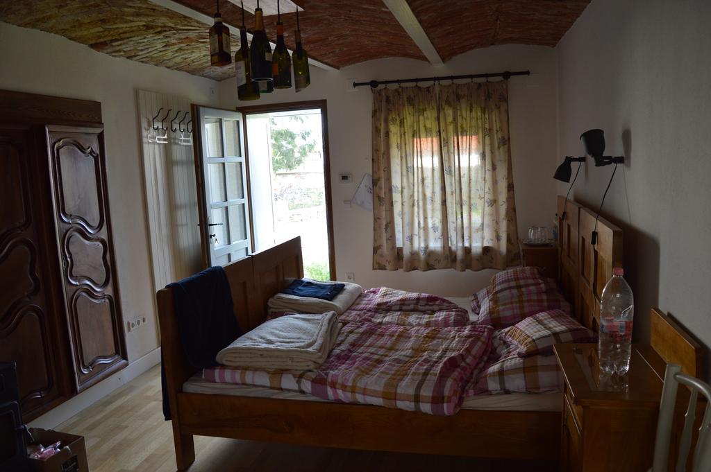 Bagolyvar Fogado- Ujfalusy Marton Vendeghaz Zirc Exterior photo